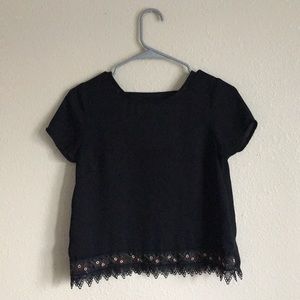 Midriff summer shirt.